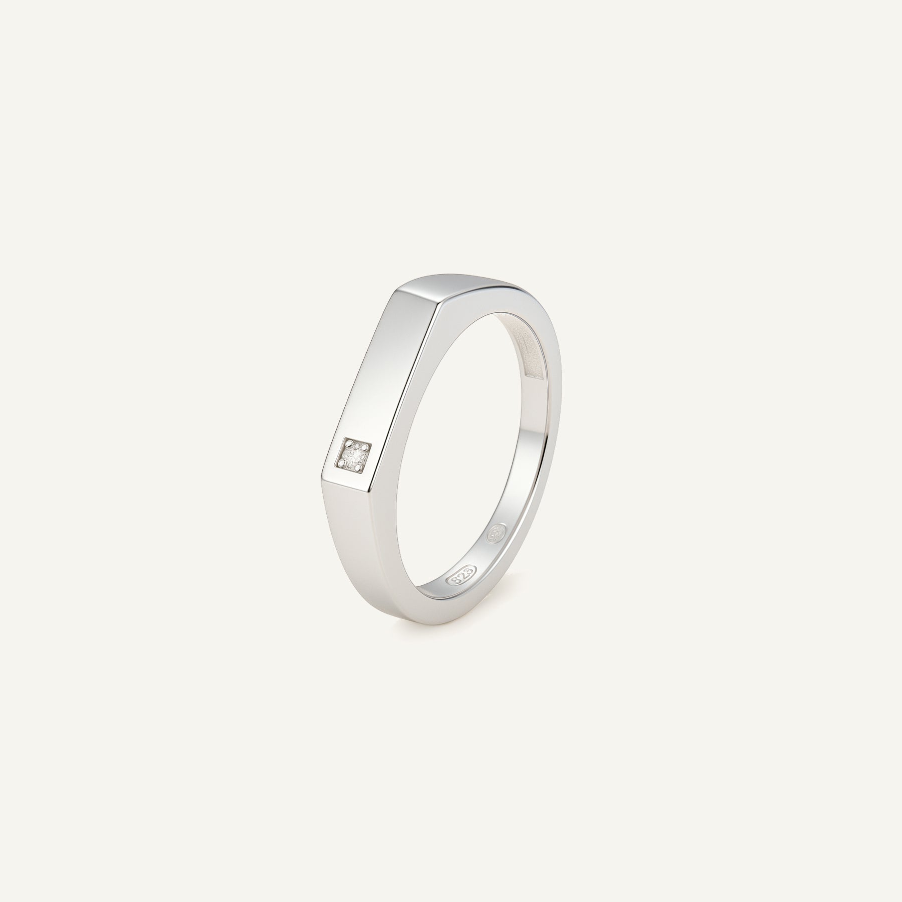 Chevalière Minimaliste carrée brillant Square