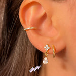 mini-boucle-oreille-fleur-poire-dore-zirconium