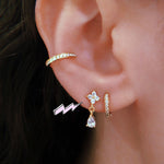 petite-boucle-oreille-fleur-poire-zirconium